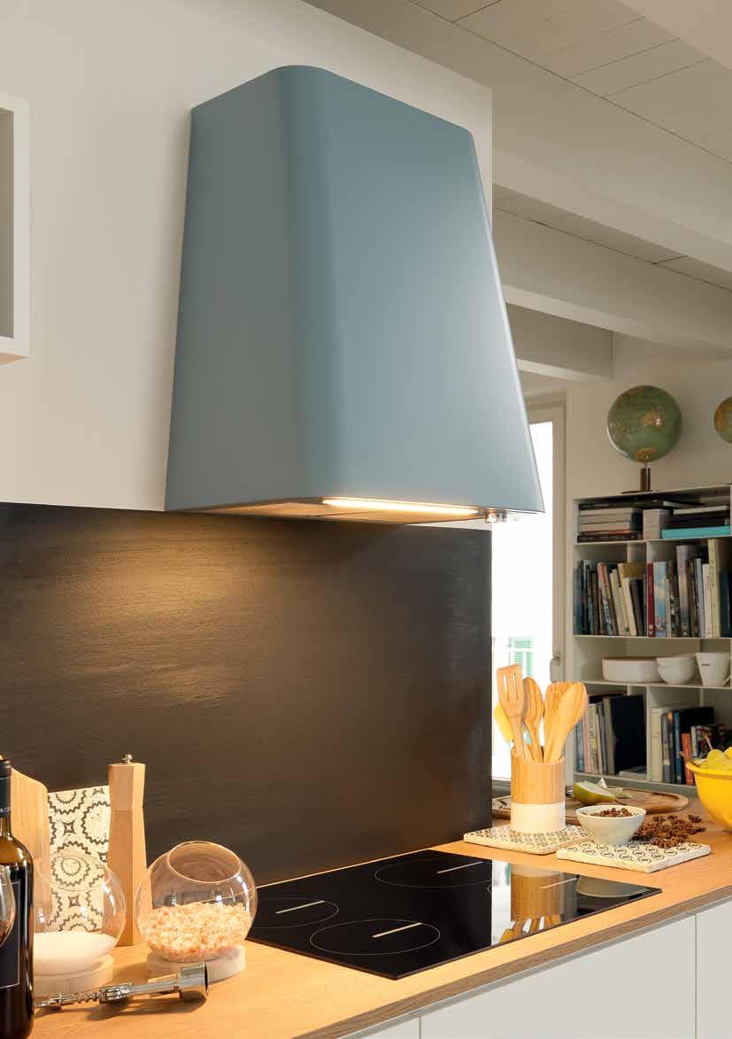 Smart Deco er et emfang for vægmontage. Et naturligt valg for den designbevidste forbruger, som ønsker at bringe farver og kontraster ind i køkkendesignet.