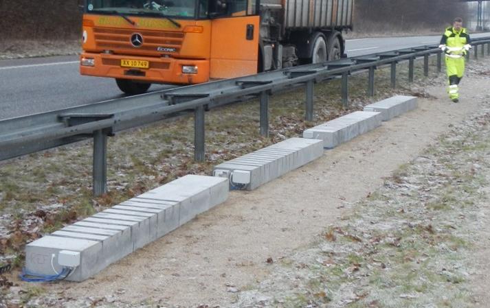 2.3.3. Installation af betonbjælker ved felteksponeringsplads i Taastrup I december 2016 etablerede en felteksponeringsplads i Taastrup, hvor bjælkerne blev installeret.