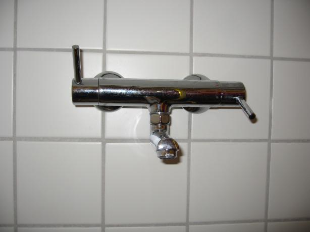 050 VVS NR: 188941050 Rengøring Rengøringsvask Rengøringsvask, rustfri uden overløb, med spanderist med 245 mm høj