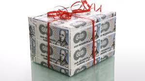 NYT FRA SKOVHUSET Få styr på reglerne om gaver og arveforskud til dine nærmeste. Hvad er fordelen ved at give gaver eller arveforskud?