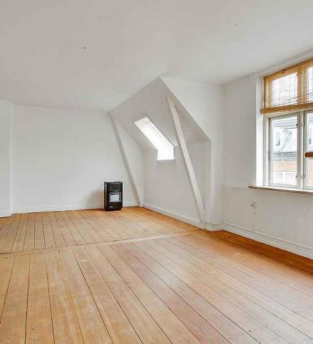 Nørregade 37, Odense C Investeringsejendom med blandet bolig og erhverv Samlet etageareal: 260 m² Afkast 1.