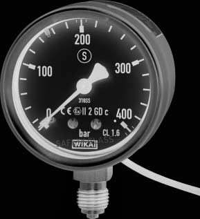 Operating Instructions GB Pressure gauges Model 232.3X.063 per directive 94/9/EC (ATEX) with alarm contacts Model 851 II 2 GD c Contents 1. Safety instructions 2. Description 3.
