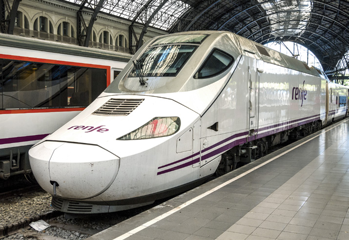 INSPIRATION UDEFRA HØJHASTIGHEDSTOG I SPANIEN FAKTA» Knap 3.000 km højhastighedsnet har reduceret rejsetiden med tog i Spanien med 60-70 procent.