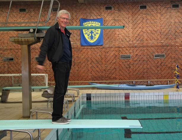 SKOVBAKKENS FANTASTISKE VAND Idrætshøjskolens svømmehal er den eneste privatejede af slagsen i Aarhus.