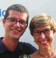 Mens ebolaen raser Mette og Alex Bjerbæk Klausen må forlænge deres ophold i Danmark Det er forfærdeligt, lyder det fra vores nærmeste kollega, rev. Austin i Sierra Leone.