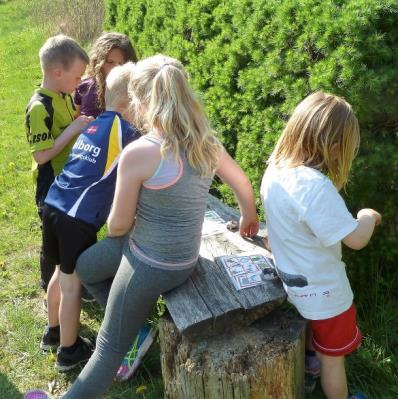 I dette forår er en Skovtrold-gruppe for de 5-8 årige kommet til. Den gruppe består af 10-15 børn, som leger med orienteringsmæssig indhold f.eks.