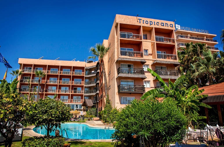 Vi bor på det 3-stjernede Hotel Tropicana Langtidsferie i Andalusien med Málaga, Mijas og Ronda Skift det triste danske vejr ud med solrige Costa del Sol, og oplev Andalusiens skønhed.