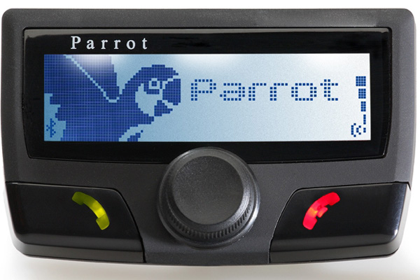 Parrot MKi9200 Specifikationer: 2,4" TFT farvedisplay med SD kort indgang. Parring af op til fem telefoner. Op til 8000 kontakter i alt. A2DP streaming af musik.