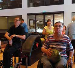 Fredag den 31. maj 2013, var der 11 personer til bowling i Gatten Bowling center.