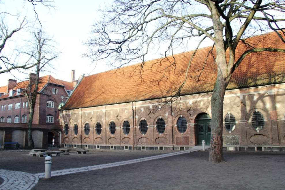 BYGNINGSHISTORIE Sankt Petri Kirke er Københavns ældste bevarede kirke.