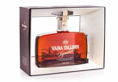 82 / LIKØR Vana Tallinn Classic Smukt gylden likør med højt alkoholindhold og en forførende blød smag af rom iblandet naturlige citrusolier, vanille og kanel.