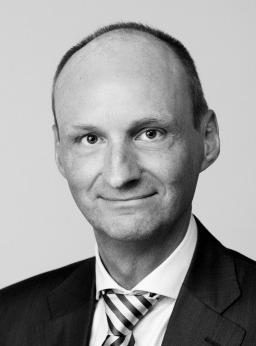 Per Skovsted Direktør i VILLUM FONDEN & VELUX FONDEN, født 1958 Medlem af bestyrelsen for: Commercial Real Estate Denmark P/S Stryhn Holding A/S Direktør i følgende selskaber: ADDEK ApS AKR Invest