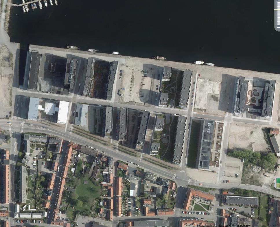 realiseres etablering af flere p-pladser i havneområdet langs Havnevej.