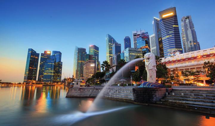 Dag til dag program Foto: Merlion springvand ved havnen i verdensbyen Singapore. kan du overvære et show i bedste Broadway-stil i skibets teater.