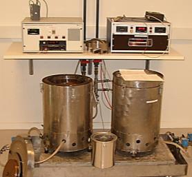 Hærdeteknologi - kort 5 Reaktionen mellem cement og vand er temperaturafhængig Hærdningens hastighed fastligges ift.