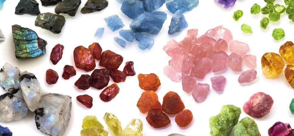En ny smykkestensdatabase Den internationale interesse med hensyn til smykkestenspotentialet i Grønland har koncentreret sig om de traditionelle værdifulde mineraler som diamant, rubin og lyserød