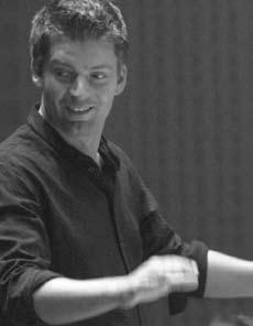 Matthias Pintscher, dirigent 37-årige Matthias Pintscher har en dobbeltkarriere som dirigent og komponist.