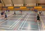 Det gør man ved at få den samme oplevelse med samme glæde, leg, kammeratskab, godt badminton og engageret trænere til hver træning i hallen, både mandag og onsdag.