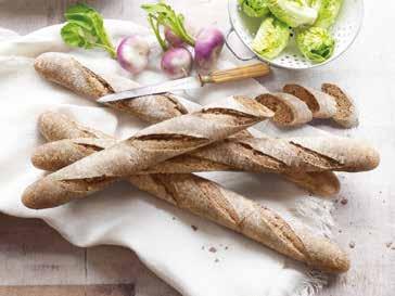Flot håndlavet hvedebrød i italiensk stil på dej af ciabattatypen, fremstillet efter gamle traditioner og bagt i stenovn.