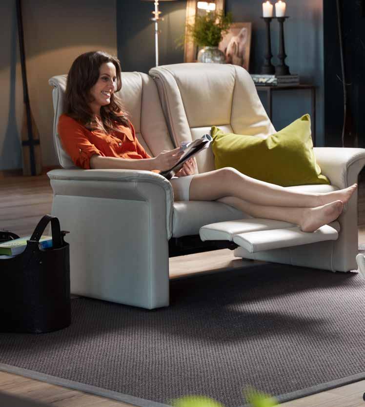 6/7 Komfort fra top til tå Med vores nye og unikke Stressless LegComfort -system tager vi komfortoplevelsen et langt stykke videre, uanset om du vælger en hvilestol eller en sofa.