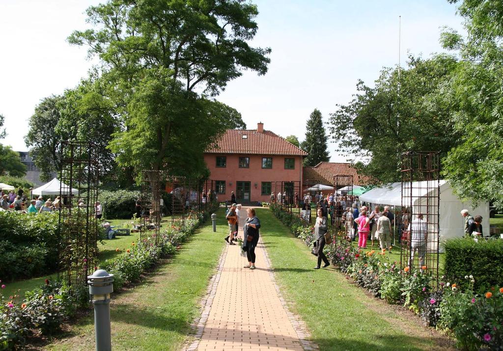 PRÆSTEGÅRDSHAVEN fornyelse og udvikling Præstegårdshaven er en af to parker i Birkerød bymidte og fra s begyndelse identificeret som en kvalitet og et potentiale for bymidten.