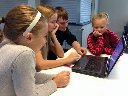 Kvalitetsrapport for Skægkærskolen skoleåret 0/ se for såvel børn som personale på skolerne i Silkeborg. Se Budget 0 trivselsundersøgelse.