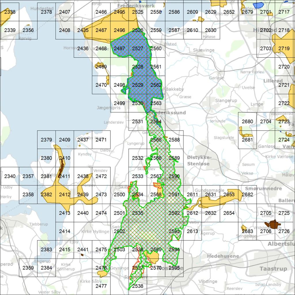 Figur 8. H120 Roskilde Fjord. Den orange skravering viser de berigtigede grænser for habitatområdet, og den grønne skravering angiver høringsforslagets afgrænsning.