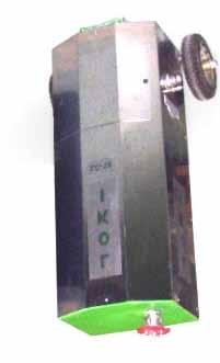Softblastermaskine LOKI LC18 LC18 kræver minimal vedligeholdelse af de tekniske dele. For at forebygge problemer med korrosion er den primært bygget af aluminium og rustfrit stål.