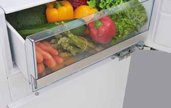 KØL OG FRYS 43 AdaptTech Et køleskab, som kender dine vaner Dette smarte system blev indført for at fastholde den optimale temperatur i køleskabet, uanset hvor tit du åbner for det.