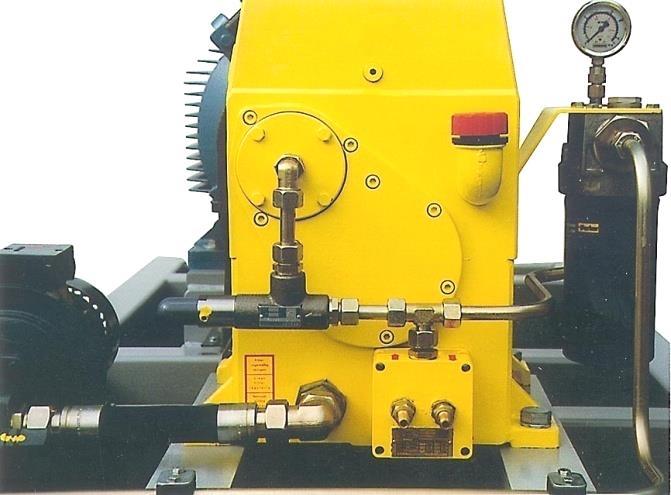 Hammelmann pump design PRESSURIZED OIL LUBRICATING SYSTEM Forced lubrication of all