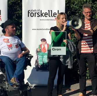SYNLIGHED OG HOLDNINGSBEARBEJDELSE FOLKEMØDET: DET POLITISKE LIVS SVAR PÅ ROSKILDE FESTIVAL Muskelsvindfondens pop-up-event under Folkemødet i Evald Krogs ånd.