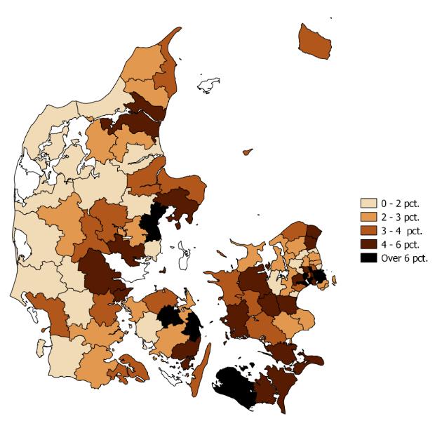 Andelen af børn af langvarigt svagt tilknyttede var i 00 højest i Aarhus, Odense, Nyborg og Lolland samt i de fleste kommuner omkring København, jf. Figur.