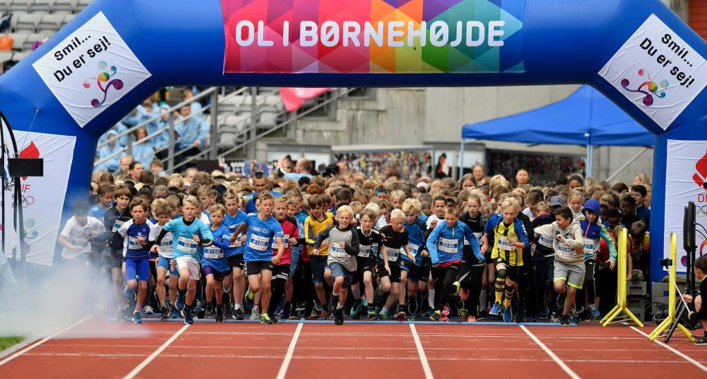 videre til den årets Skole OL finale i Århus i juni Facebook-side: Verdensmester i