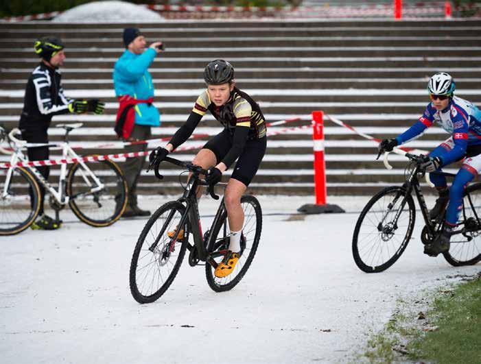 Foto: Deleuranfoto Varde Cykelklub i udvikling >> Lisbeth Nielsen, formand Varde Cykelklub Tak for endnu et fantastisk år i Varde Cykelklub.