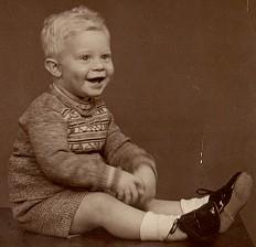 Jul dengang Kaspers farfar var barn i årene 1939-1950. Farfar og farmor har engang været børn lige som i er nu.
