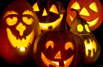HALLOWEEN-VÆRKSTED Lav din egen græskarlampe og pynt til Halloween. Husets kreative sjæle er parat til at hjælpe dig med at blive klar til Halloween.