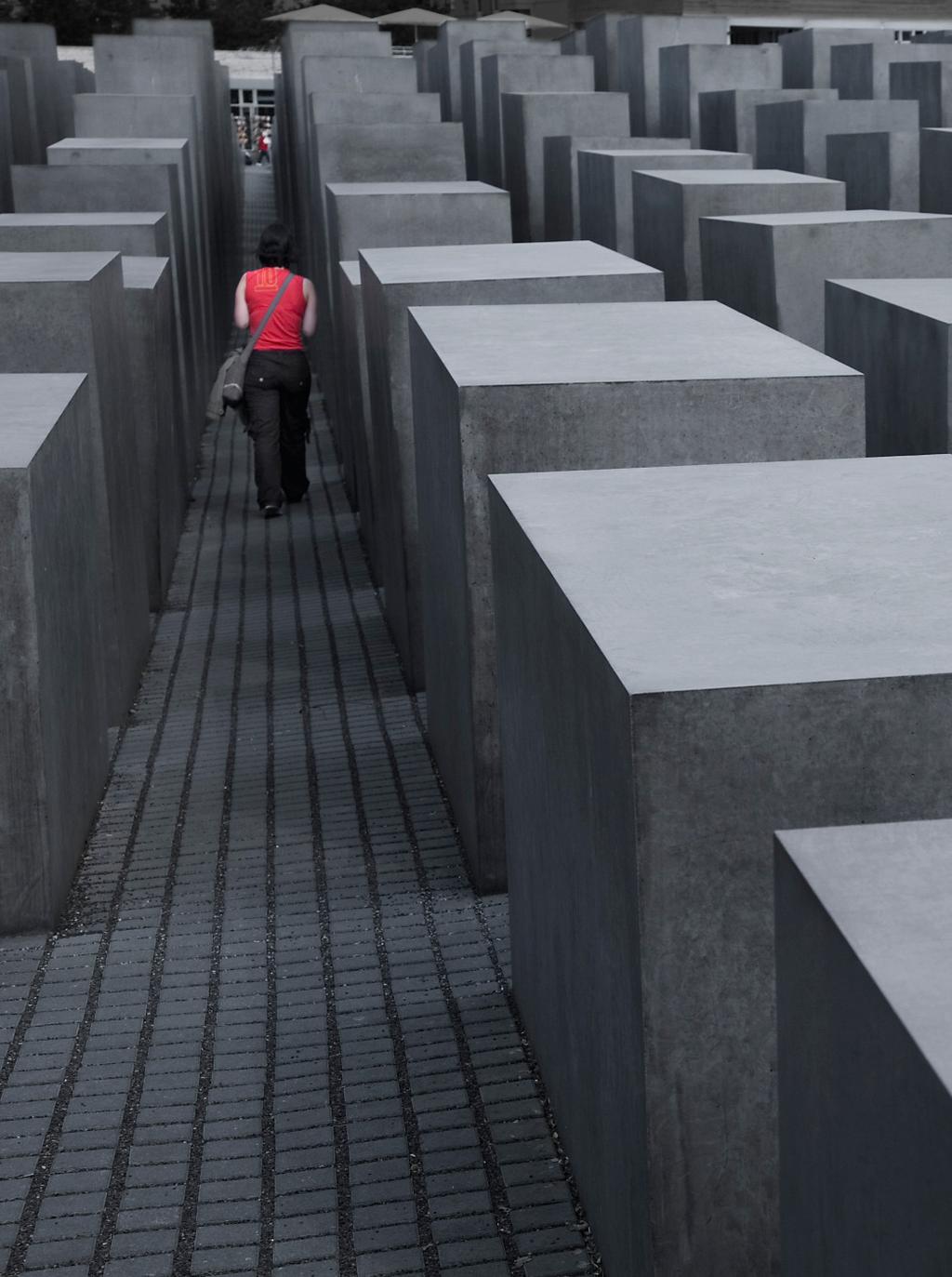ALDRIG MERE Holocaust og andre folkedrab Årstema
