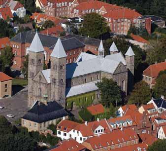 Viborg ligger, hvor det midtjyske vejnet oprindeligt havde sit knudepunkt.