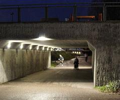 Tunnel Niels Bohrs Allé til cyklende og gående I forbindelse med udviklingen af området omkring SDU og Nyt OUH, herunder etablering af letbanen, foreslås der etableret en ny tunnel til cyklende og
