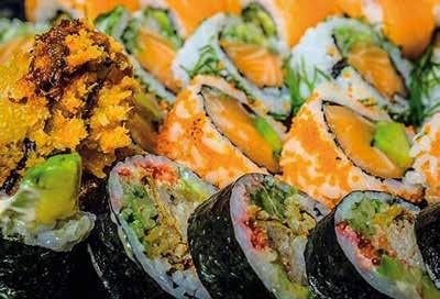 Velkommen Hos Western Sushi er vi vilde med sushi, vi har over syv års erfaring i branchen. Vores mål er altid at præsenterer vores gæster for håndlavet og frisklavet sushi af højeste kvalitet.