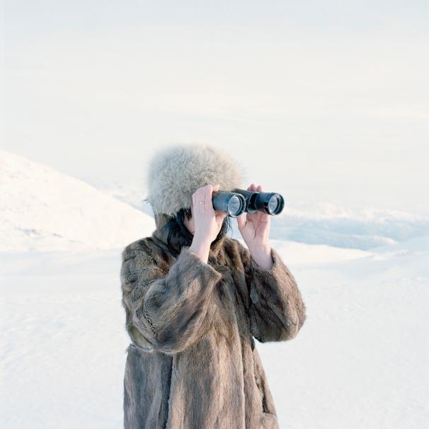 Senere kontaktede hun sit barnebarn i håb om, at hun vil rejse tilbage til Svalbard og løfte sløret for hendes opdagelser.