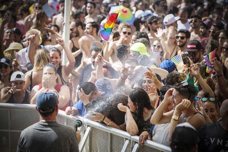 Sidste uges aktiviteter i Tel Aviv Pride Festival: 30/5 Rainbow Splash Få det ud med PRIDE! Gordon Pool En aktiv begivenhed i samarbejde med Gordon Pool, TLV LGBT Sports Club og Wix.