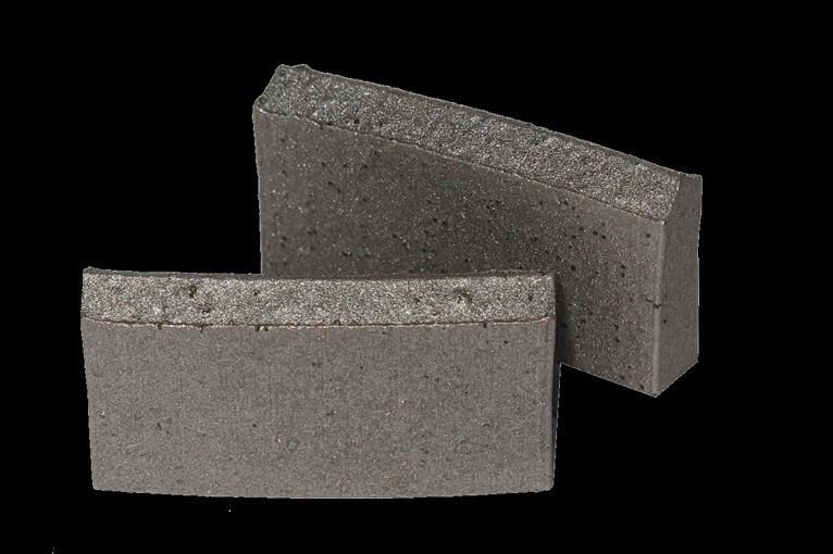 RENOVERING [Double Point] TurboStart (Selvskærpende segmenter) Armeret beton og flint Højt output Segmenthøjde: 10mm + 2 Salgsenhed: 50 stk./pose Ø Varenr.