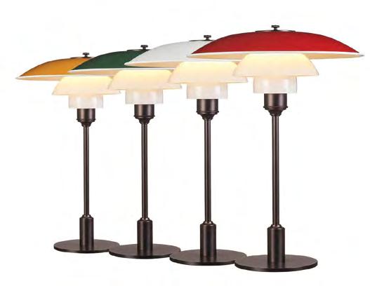 Ligesom med den almindelige PH 3 1/2-2 1/2 Bordlampe kommer disse udgaver til Øksebordet i fire forskellige farver til lampeskærmen: rød, grøn, hvid
