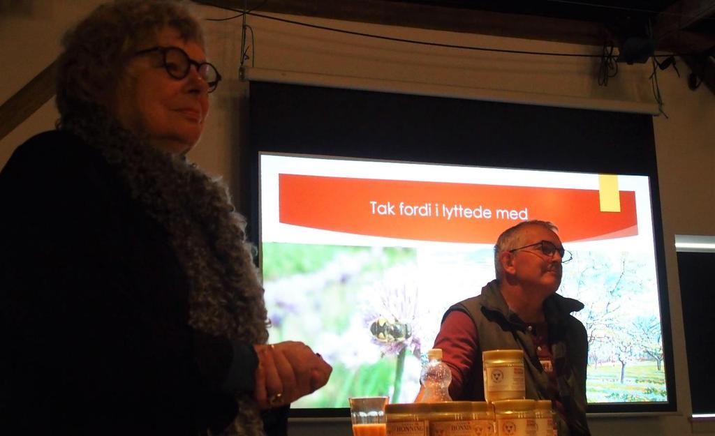 Søndag holdt Dan Rosendal i Huset på Næsset et vigtigt foredrag om biernes liv og indflydelse på frugt- og frøhøst.