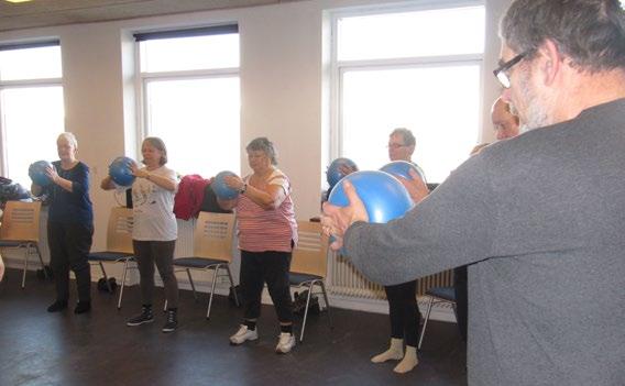 Styrk din krop Vedligeholdelsestræning af knap så friske borgere over 65 år. Alsidig fysisk aktivitet af forskellig art. Træning af styrke, balance, kondition og bevægelighed. Vedligeholdelsestræning. Gående, stående, siddende.
