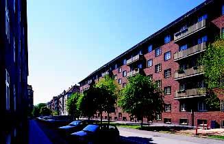 Tåsingegade har et fint rumligt forløb, og er en af diagonalgaderne, der stråler ud fra Skt Kjelds Plads. Bebyggelsen.
