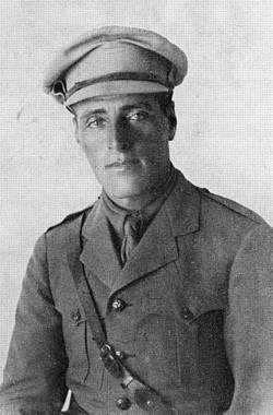 Kaptajn Joseph Trumpeldor. Fra Kilde 7. Korpsets næstkommanderende, kaptajn Joseph Trumpeldor 4), var en fremtrædende zionist, med militær erfaring fra den russiske hær.