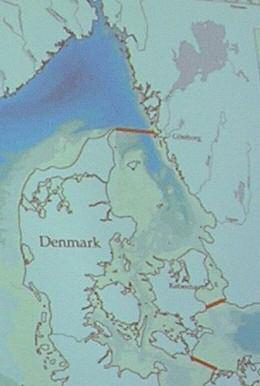 Grovvare-nyt - Ekstra 28/10-2010 - side 5 Den røde streg mellem Nordjylland og Sverige på de to viste kort viser nordgrænsen for de indre danske farvande før og efter flytningen i 2002.