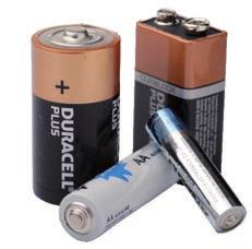 Småt elektronik har ledning eller batteri, lyser, blinker eller giver lyd.